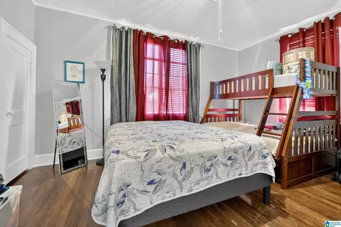 Bedroom - 320 E 22nd St, Anniston, AL 36207 photo 1 of 3