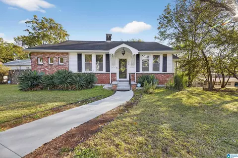 Exterior - 320 E 22nd St, Anniston, AL 36207 photo 1 of 8