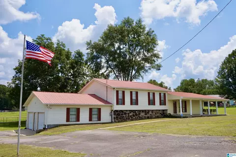 5566 Holly Pond Rd, Baileyton, AL 35019