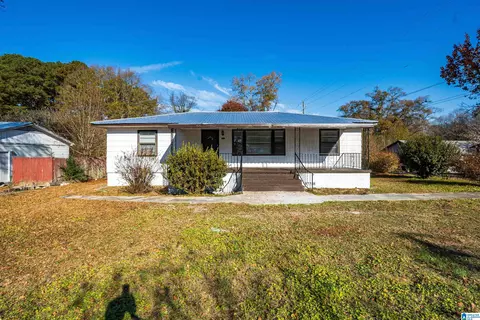 336 1st Ave NW, Graysville, AL 35073