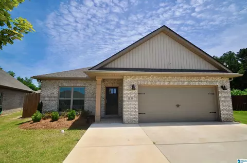 1834 SE Loebner Ln, Cullman, AL 35055
