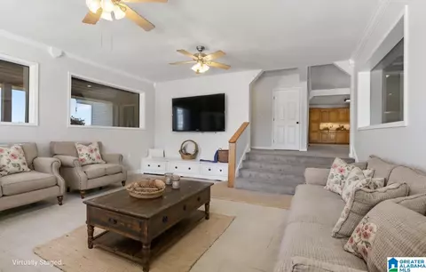 Living - 1235 3rd St, Clanton, AL 35045 photo 1 of 2