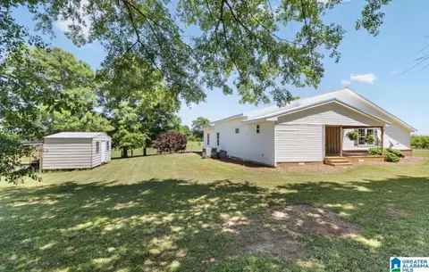 Exterior - 1235 3rd St, Clanton, AL 35045 photo 7 of 8