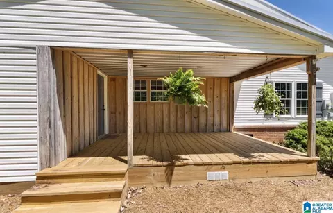 Exterior - 1235 3rd St, Clanton, AL 35045 photo 5 of 8