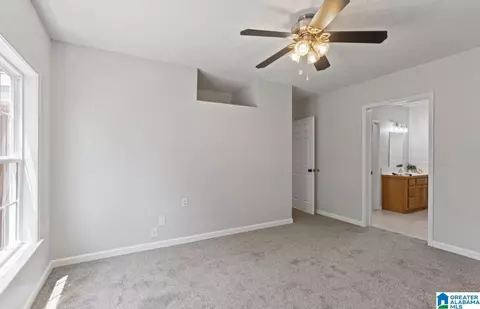 Bedroom - 1235 3rd St, Clanton, AL 35045 photo 5 of 8