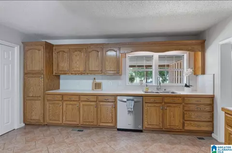 Other - 1235 3rd St, Clanton, AL 35045 photo 2 of 13