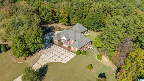 2008 Trammell Chase Dr, Hoover, AL 35244