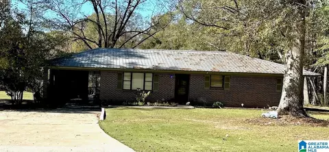 719 Country Club Rd, Jasper, AL 35503