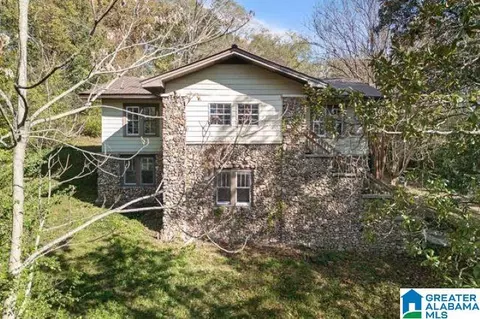 1617 Old Springville Rd, Center Point, AL 35215