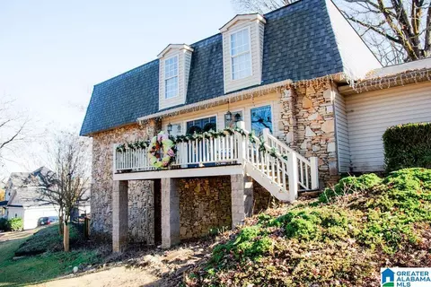 1822 Pleasant Ridge Dr, Sylacauga, AL 35150