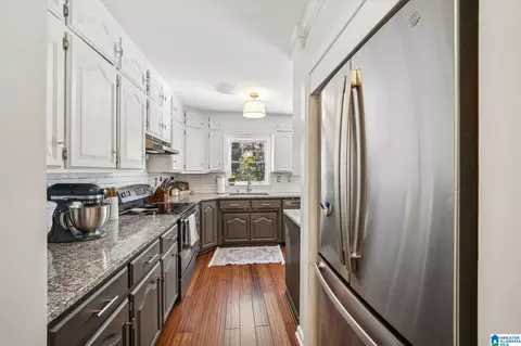 Kitchen - 6038 Springview Dr, Mount Olive, AL 35117 photo 6 of 6