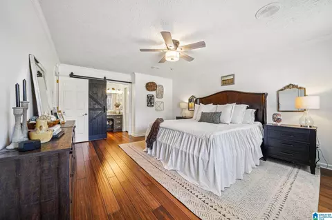 Bedroom - 6038 Springview Dr, Mount Olive, AL 35117 photo 2 of 7