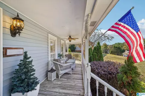 Exterior - 6038 Springview Dr, Mount Olive, AL 35117 photo 5 of 12