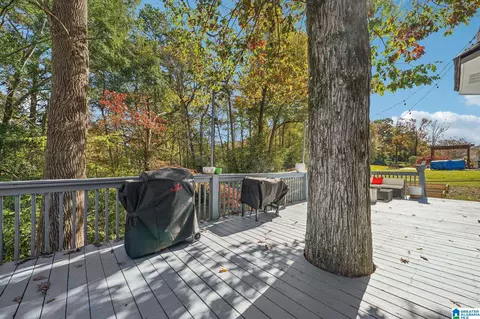 Exterior - 6038 Springview Dr, Mount Olive, AL 35117 photo 9 of 12