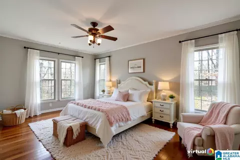 219 Highgate Hill Rd, Indian Springs Village, AL 35124