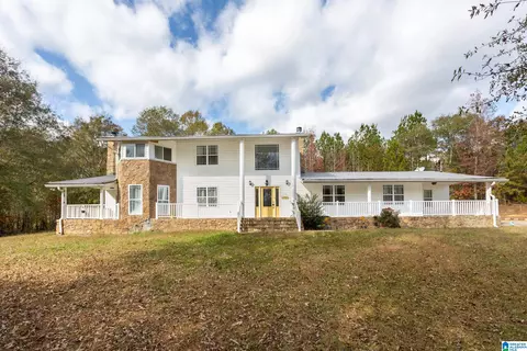 179 Parker Ln, Eastaboga, AL 36260