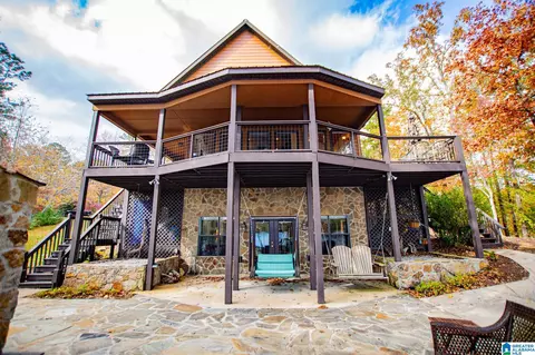 40 Hawk Ln, Wedowee, AL 36278