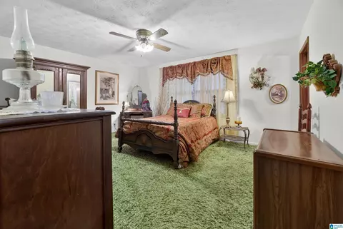 Bedroom - 4863 Eulaton Rd, Anniston, AL 36201 photo 5 of 11