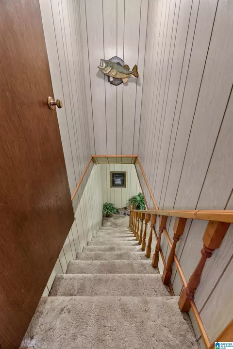 Entry Way - 4863 Eulaton Rd, Anniston, AL 36201 photo 4 of 8