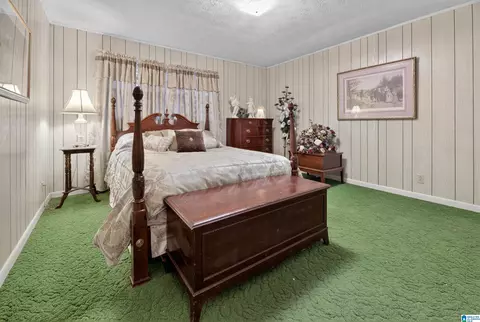Bedroom - 4863 Eulaton Rd, Anniston, AL 36201 photo 8 of 11