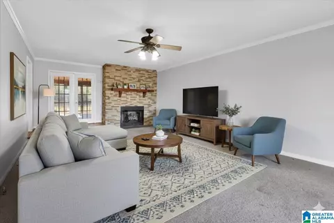 2220 Headrick Rd, Bessemer, AL 35022