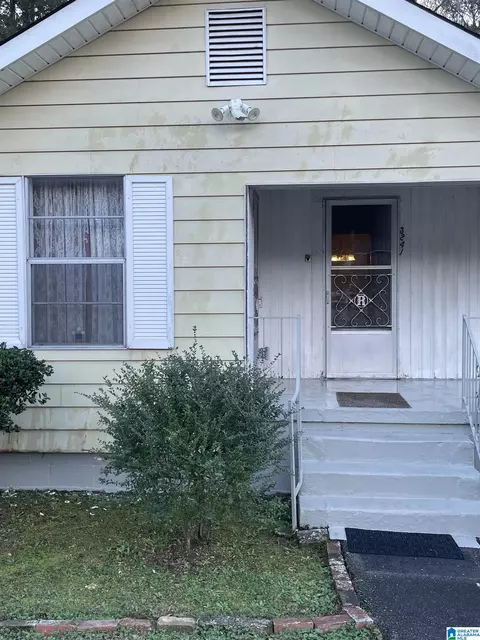 3241 Allison Bonnett Memorial Dr, Bessemer, AL 35023