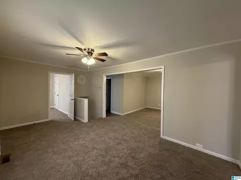 Living - 700 Thomas Rd, Warrior, AL 35180 photo 2 of 5