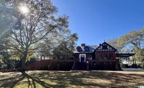 1335 N Main St, Roanoke, AL 36274