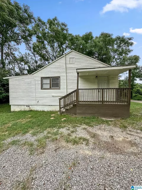 204 Garth Dr, Adamsville, AL 35005