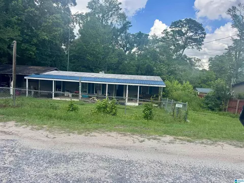 300 County Road 490, Smiths Station, AL 36877