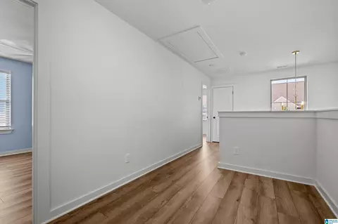 Entry Way - 4901 Michael Dr, Dora, AL 35062 photo 9 of 14