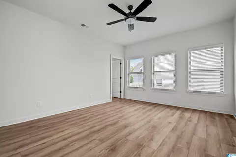 Bedroom - 4901 Michael Dr, Dora, AL 35062 photo 3 of 10