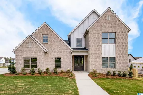 Exterior - 4901 Michael Dr, Dora, AL 35062 photo 5 of 6