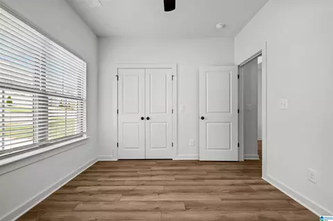 Bedroom - 4901 Michael Dr, Dora, AL 35062 photo 2 of 10