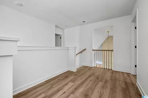 Entry Way - 4901 Michael Dr, Dora, AL 35062 photo 13 of 14