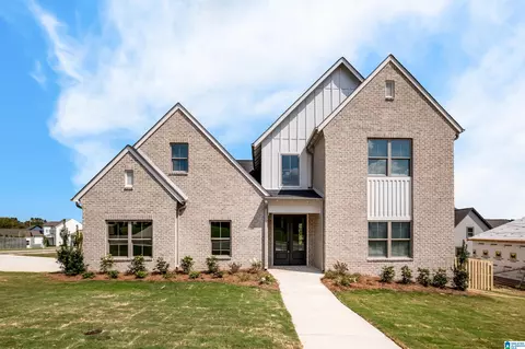 Exterior - 4901 Michael Dr, Dora, AL 35062 photo 2 of 6