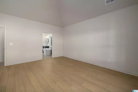 Bedroom - 8415 Daniel Trl, Dora, AL 35062 photo 2 of 5