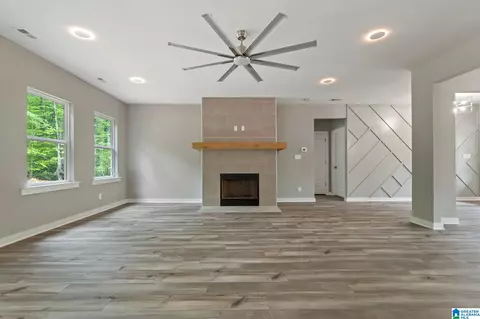 Living - 8419 Daniel Trl, Dora, AL 35062 photo 5 of 7
