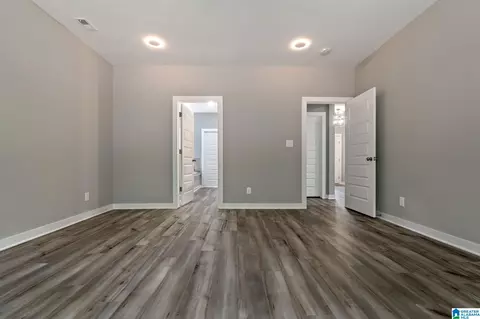Bedroom - 8419 Daniel Trl, Dora, AL 35062 photo 1 of 8