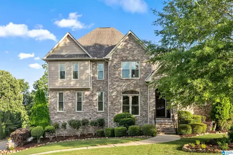 8419 Ledge Cir, Trussville, AL 35173
