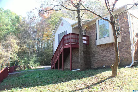 1049 Shelane Cir, Birmingham, AL 35215