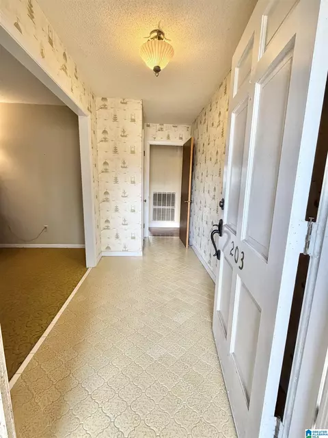 203 Popwell Ave, Clanton, AL 35045 photo 9