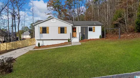 1315 Yellowleaf Cir, Maylene, AL 35114 photo 1