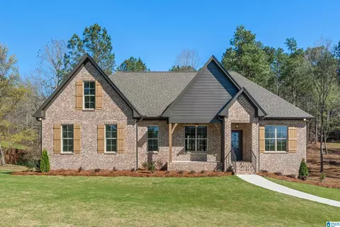 323 Emerald Ln, Chelsea, AL 35043