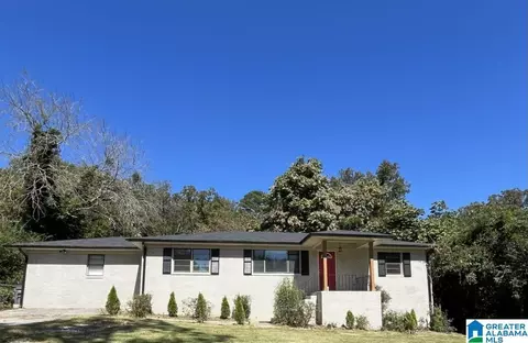 310 White Pine St, Trussville, AL 35173
