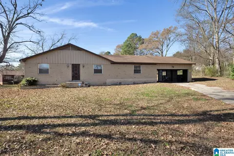 1428 Egret Ln, Birmingham, AL 35214