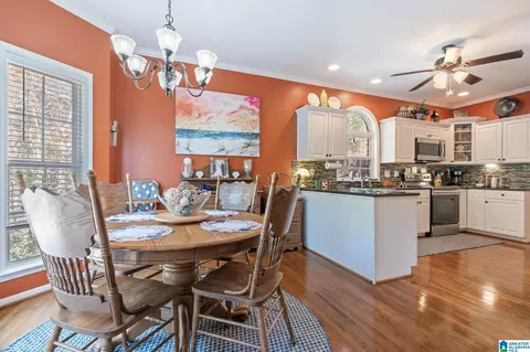 Dining - 240 Silverleaf Dr, Pelham, AL 35124 photo 2 of 4