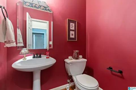 Bath - 240 Silverleaf Dr, Pelham, AL 35124 photo 4 of 6