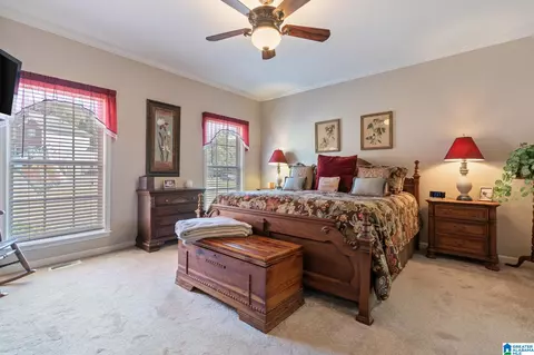 Bedroom - 240 Silverleaf Dr, Pelham, AL 35124 photo 1 of 10