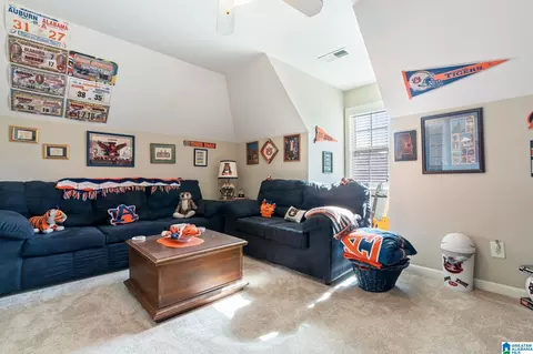 Bedroom - 240 Silverleaf Dr, Pelham, AL 35124 photo 7 of 10